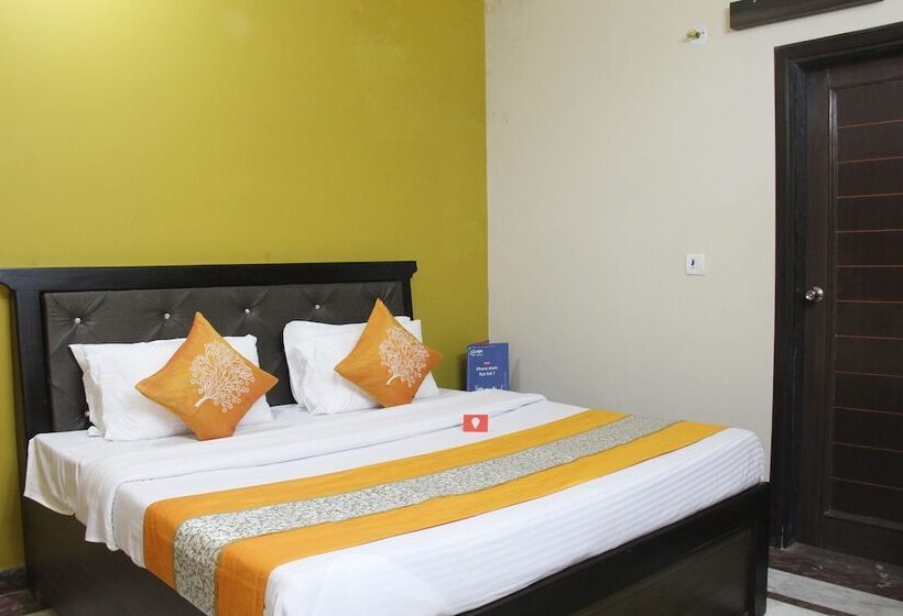 Fabhotel Queen Palace By Oyo Rooms