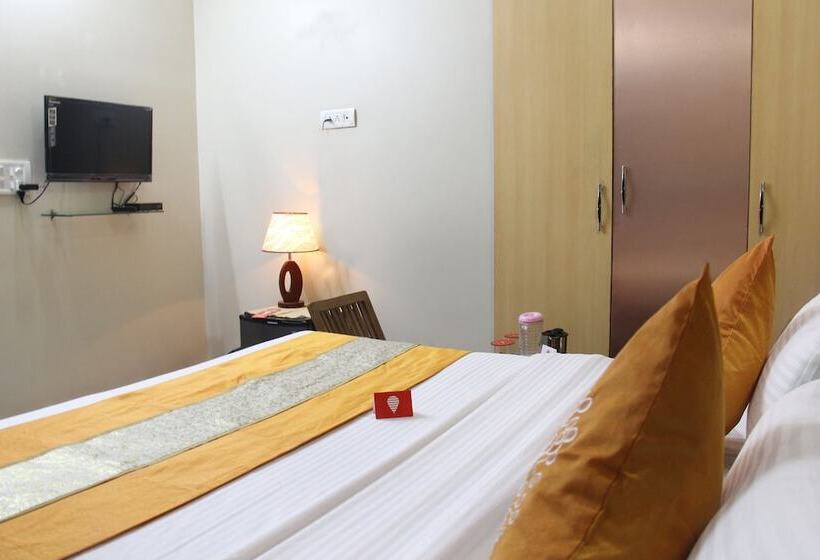 Fabhotel Queen Palace By Oyo Rooms