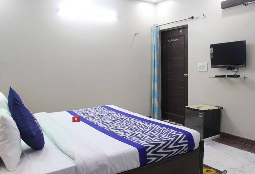 Fabhotel Queen Palace By Oyo Rooms