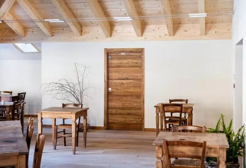 Hotelli Albergo Locanda Mistral