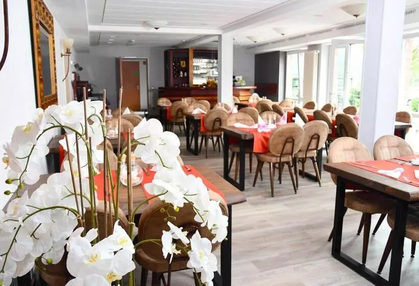 Hotelli Landhaus Lengede