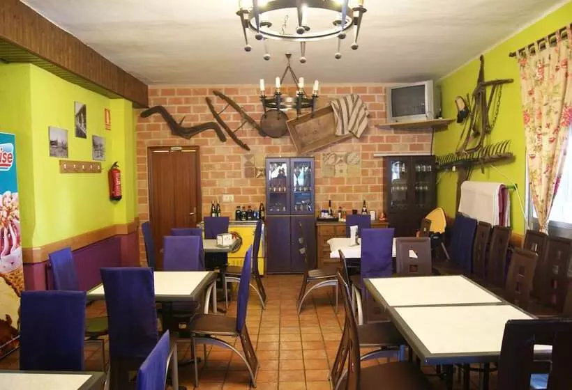 ホテル Rural Rincón Del Cierzo