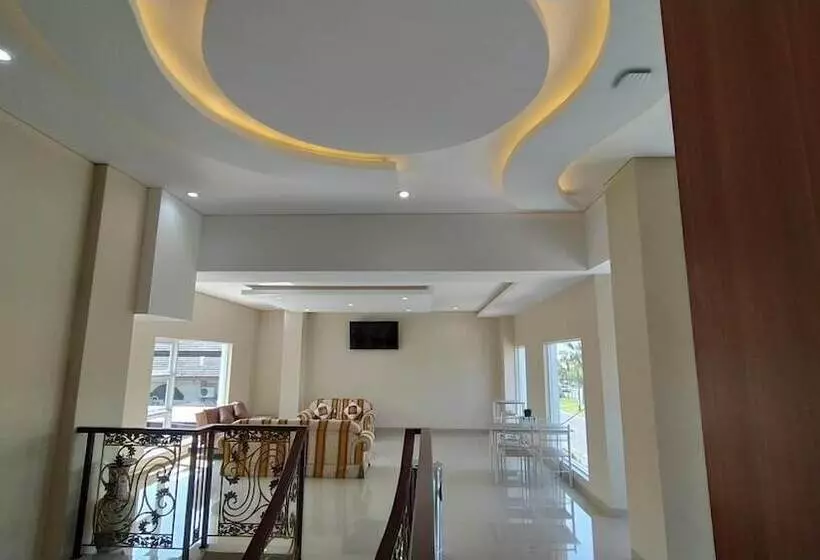 Hotel Tosan Solo Baru