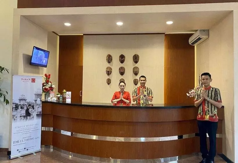 Hotel Tosan Solo Baru