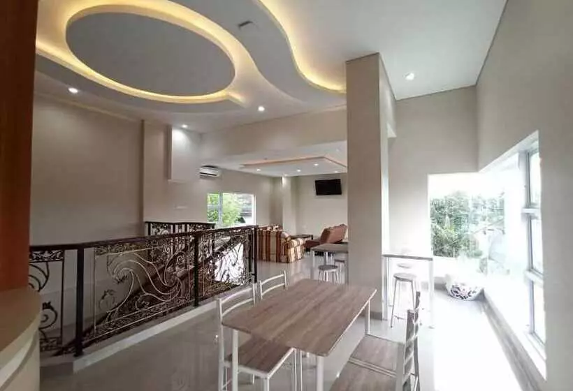 Hotel Tosan Solo Baru
