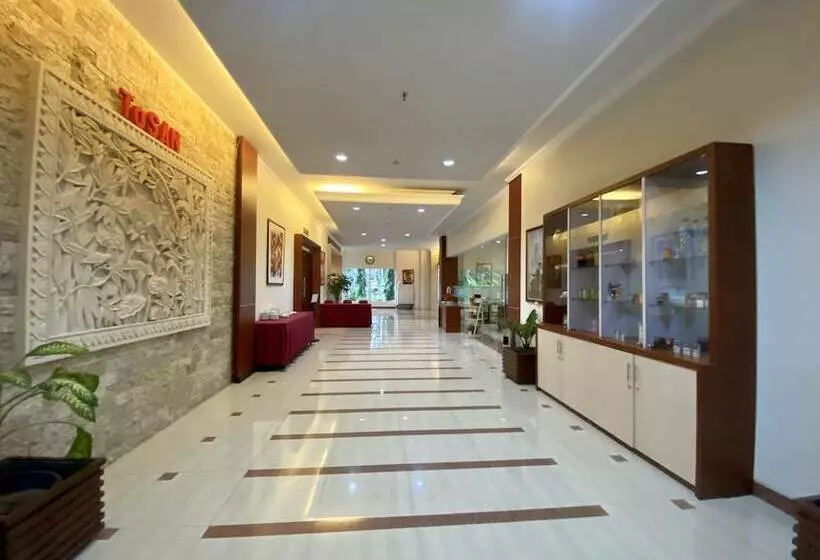 Hotel Tosan Solo Baru