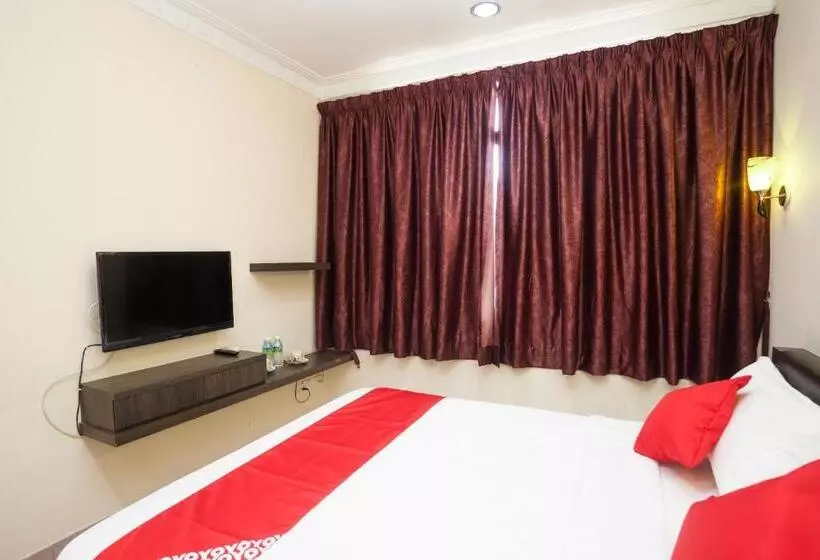 T P Hotel By Oyo Rooms