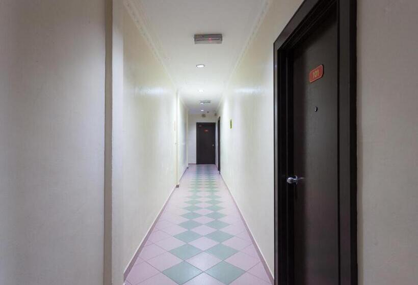 T P Hotel By Oyo Rooms