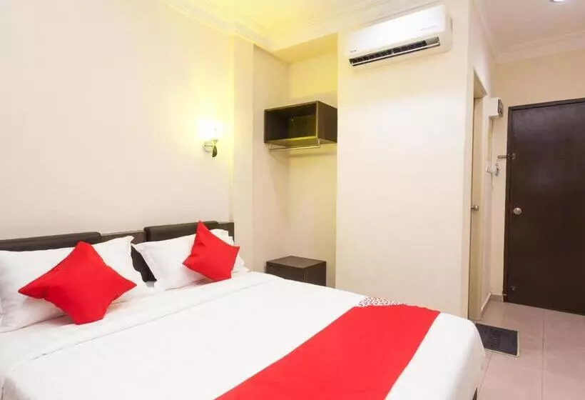 T P Hotel By Oyo Rooms