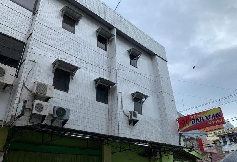 Hotel Oyo 90545 Wisma Bahagia Makassar