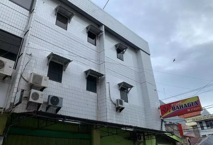 ホテル Oyo 90545 Wisma Bahagia Makassar