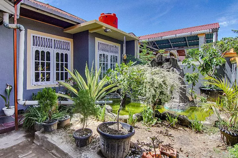 ホテル Spot On 90526 New Bunga Sonsang Homestay Syariah