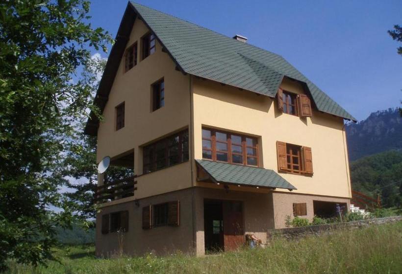 پانسیون Guest House Tara Canyon