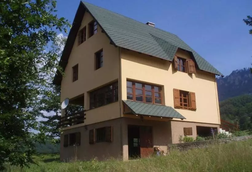 پانسیون Guest House Tara Canyon