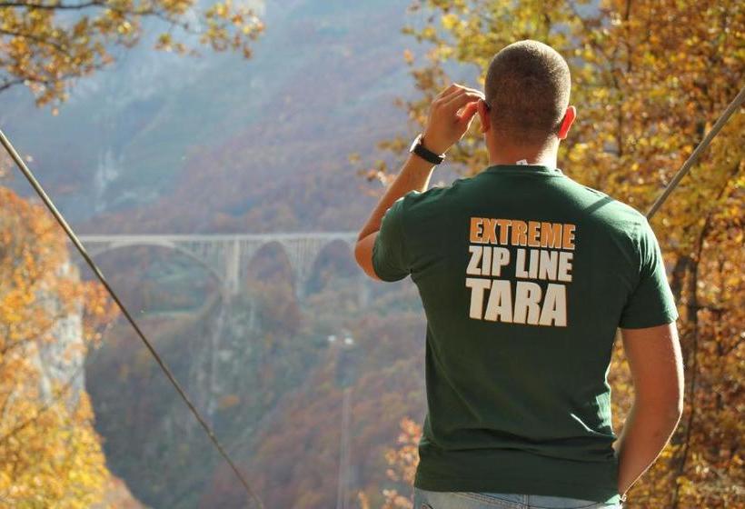 پانسیون Guest House Tara Canyon