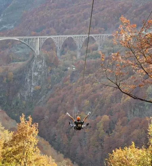 پانسیون Guest House Tara Canyon