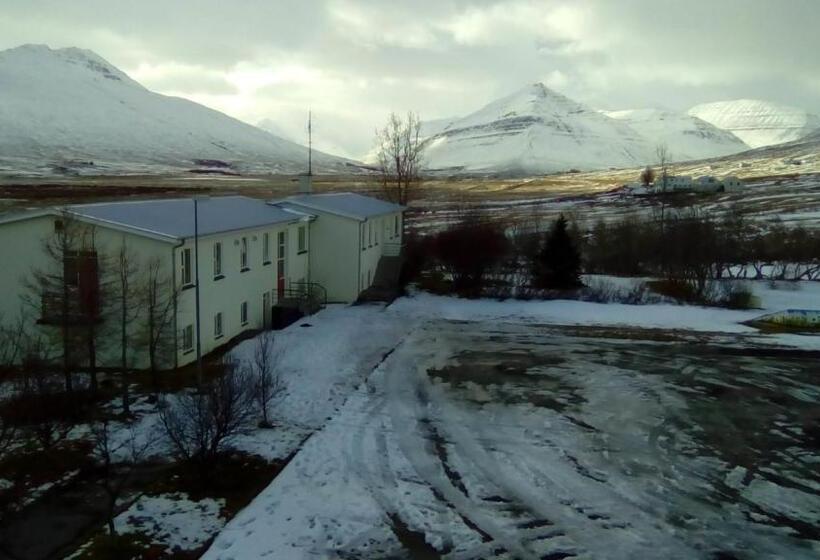 پانسیون Húsabakki Guesthouse