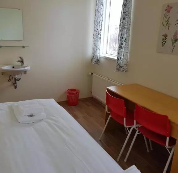 پانسیون Húsabakki Guesthouse