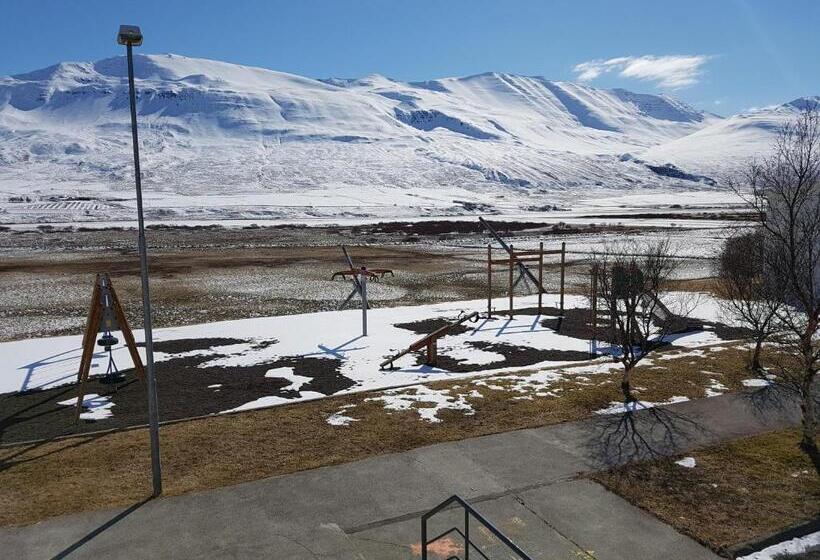 پانسیون Húsabakki Guesthouse