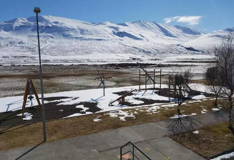 پانسیون Húsabakki Guesthouse