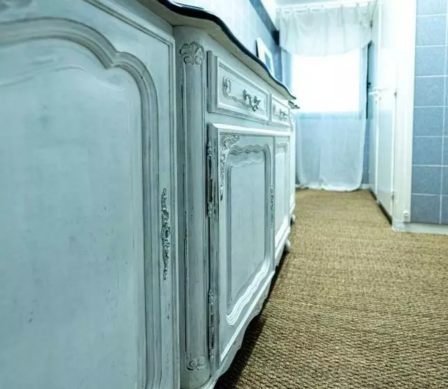 ベッドアンドブレックファースト Escale Au Salagou