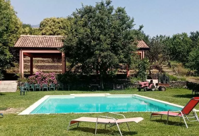 هتل La Rocca Della Rosa