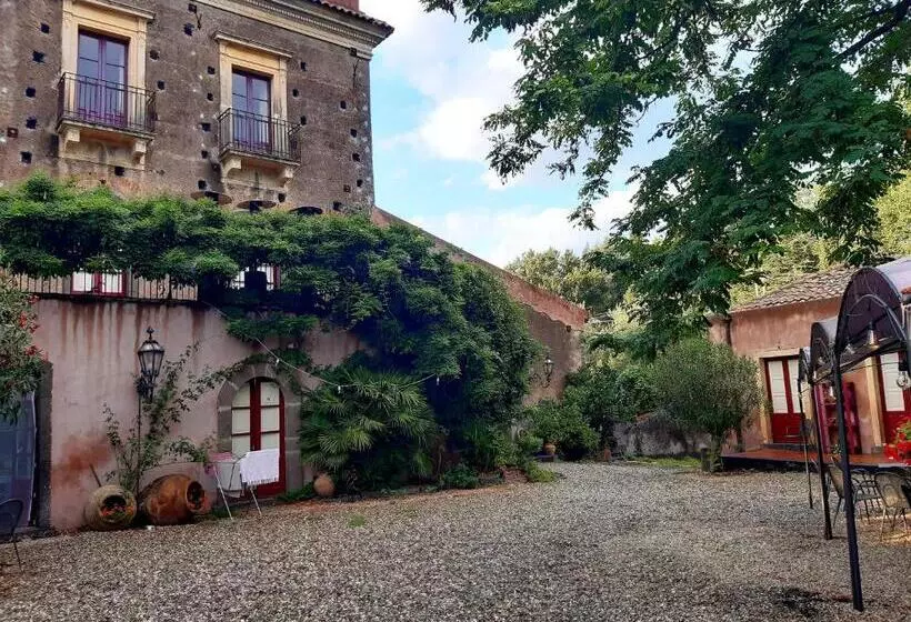 هتل La Rocca Della Rosa