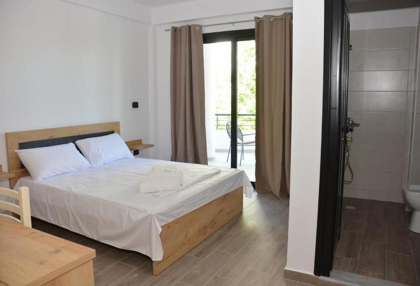 Lungomare Private Rooms