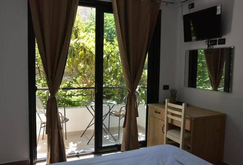 Lungomare Private Rooms