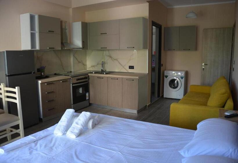 Lungomare Private Rooms