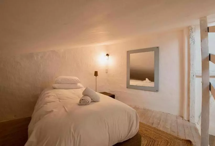 ペンション Au Ralenti Du Lierre