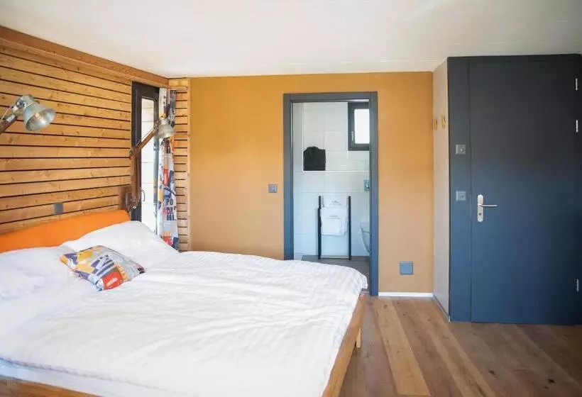 Aamiaismajoitus (B&B) La Tzavane