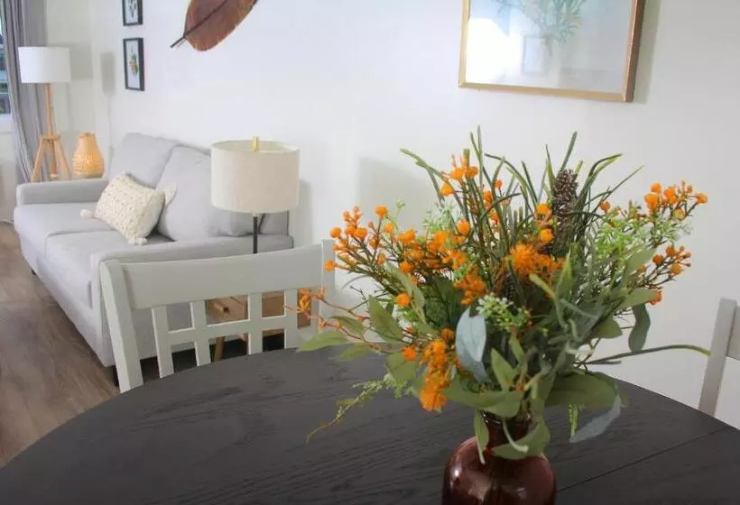 Hotelli Gateway To Greenwich Suites