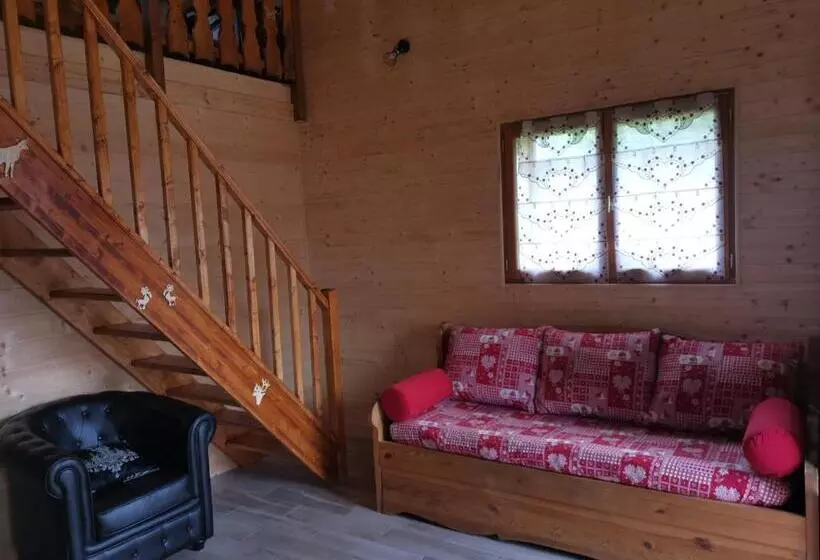 هتل L'auberge Des 4 Vents