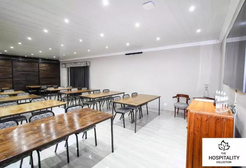 Majatalo 42 Upon Williams Guesthouse