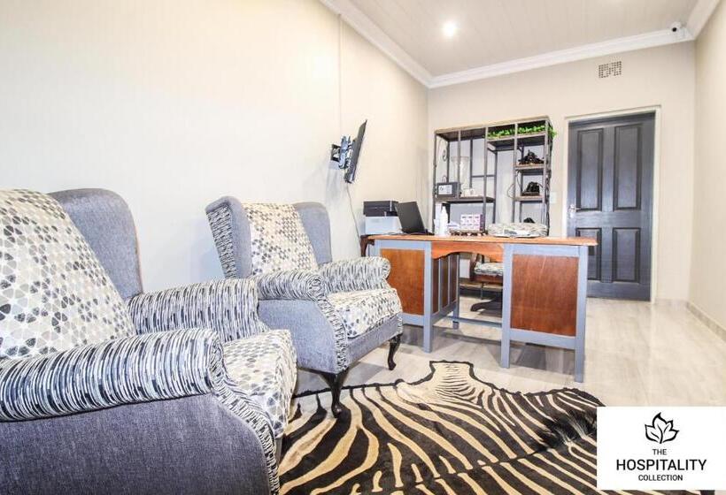 Panzió 42 Upon Williams Guesthouse