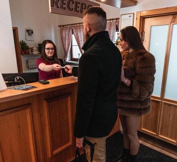 بنسيون Penzión Solisko Oščadnica