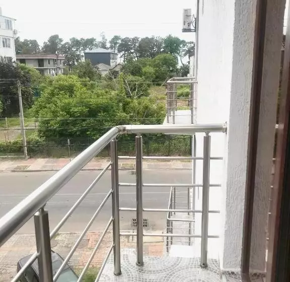پانسیون Tiktok House