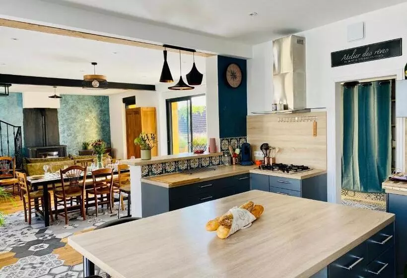 ペンション Villa Kundalini   Guest House