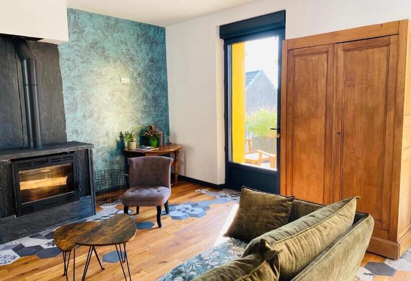 פנסיון Villa Kundalini   Guest House