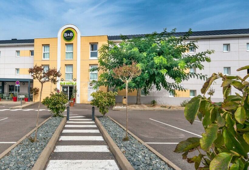 B&b Hotel Cholet Nord