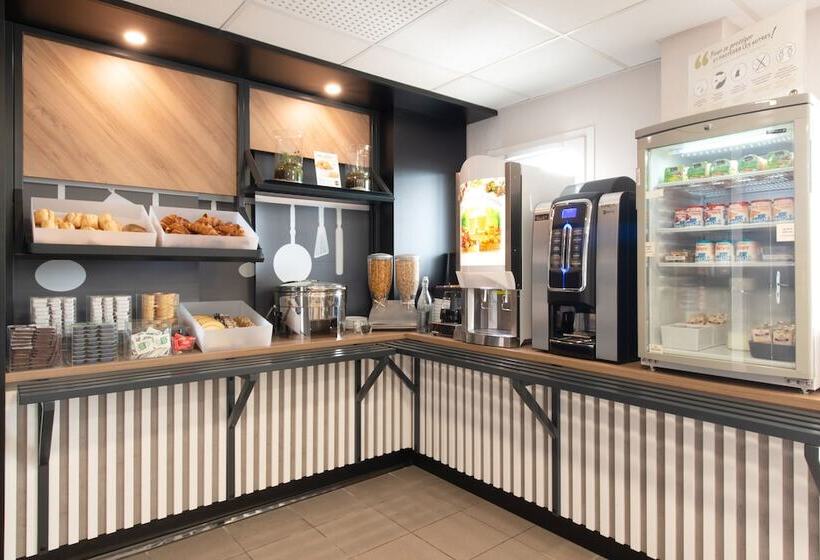 B&b Hotel Cholet Nord