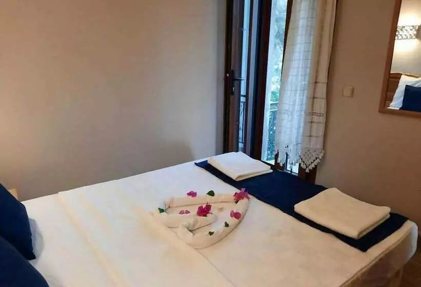 Dasis Hotel & Suites