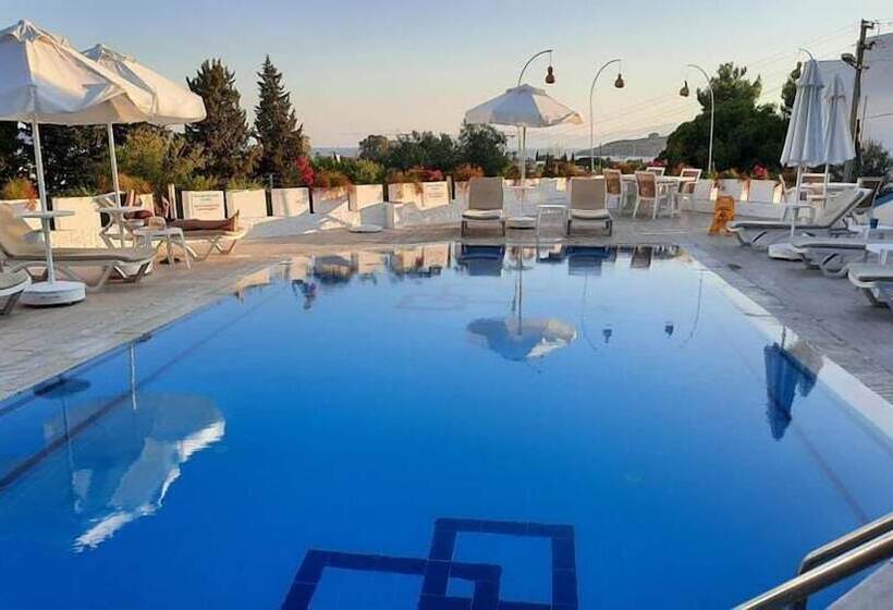 Dasis Hotel & Suites