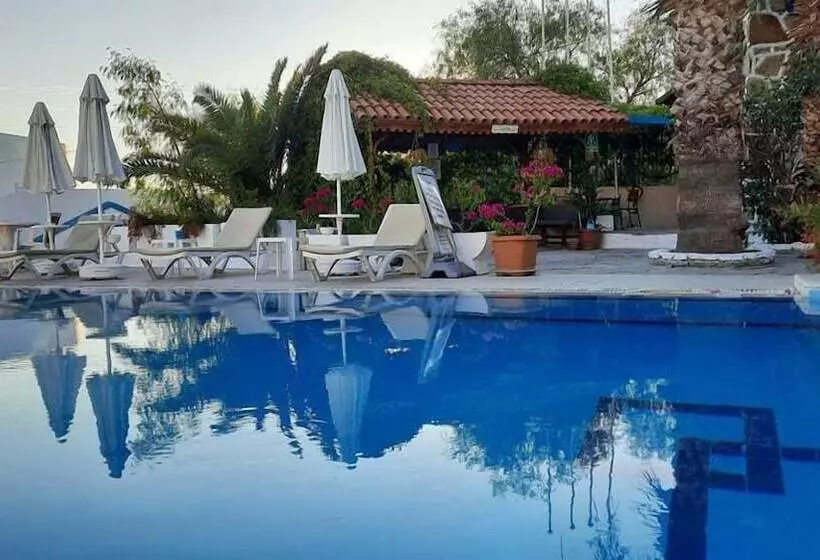 Dasis Hotel & Suites