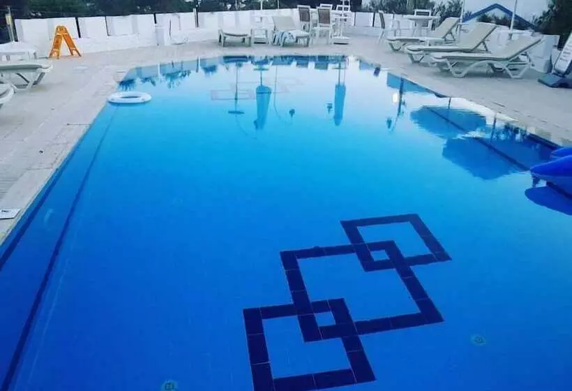 Dasis Hotel & Suites