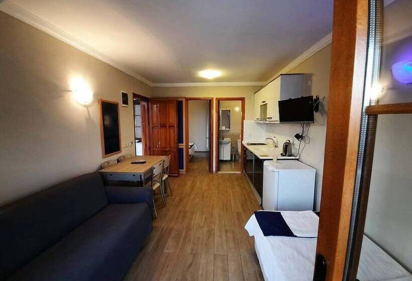 Dasis Hotel & Suites