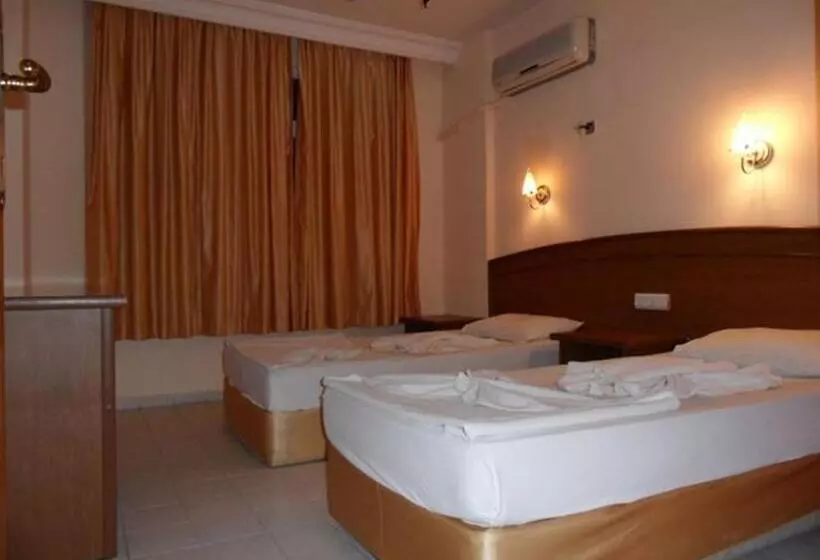 Elegant Baronessa Aparthotel