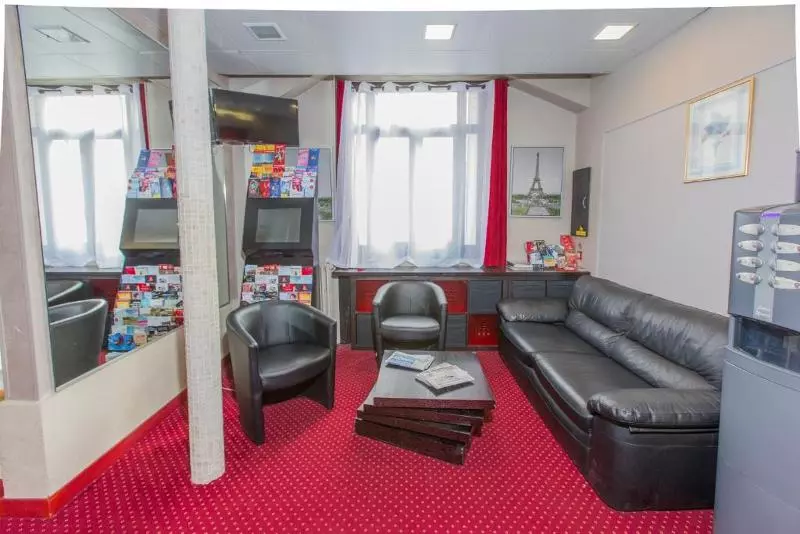 Hipotel Paris Perelachaise Republique