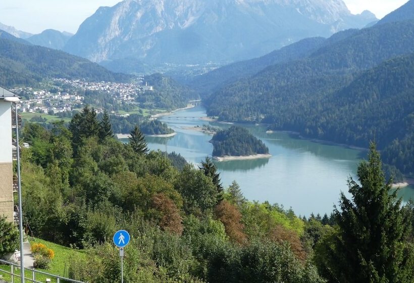 בית מלון כפרי Belvedere Dolomiti